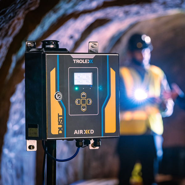 Vue de face du Détecteur de poussière Trolex Air XD, utilisation en tunnel